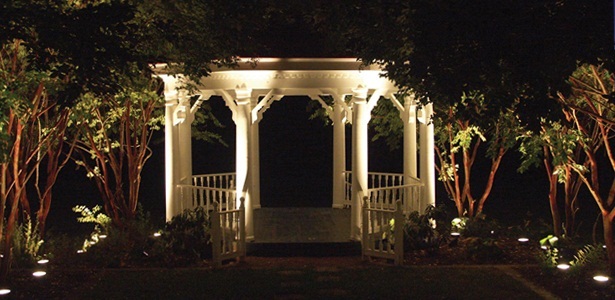 San Antonio TX professional landscape and garden lighting